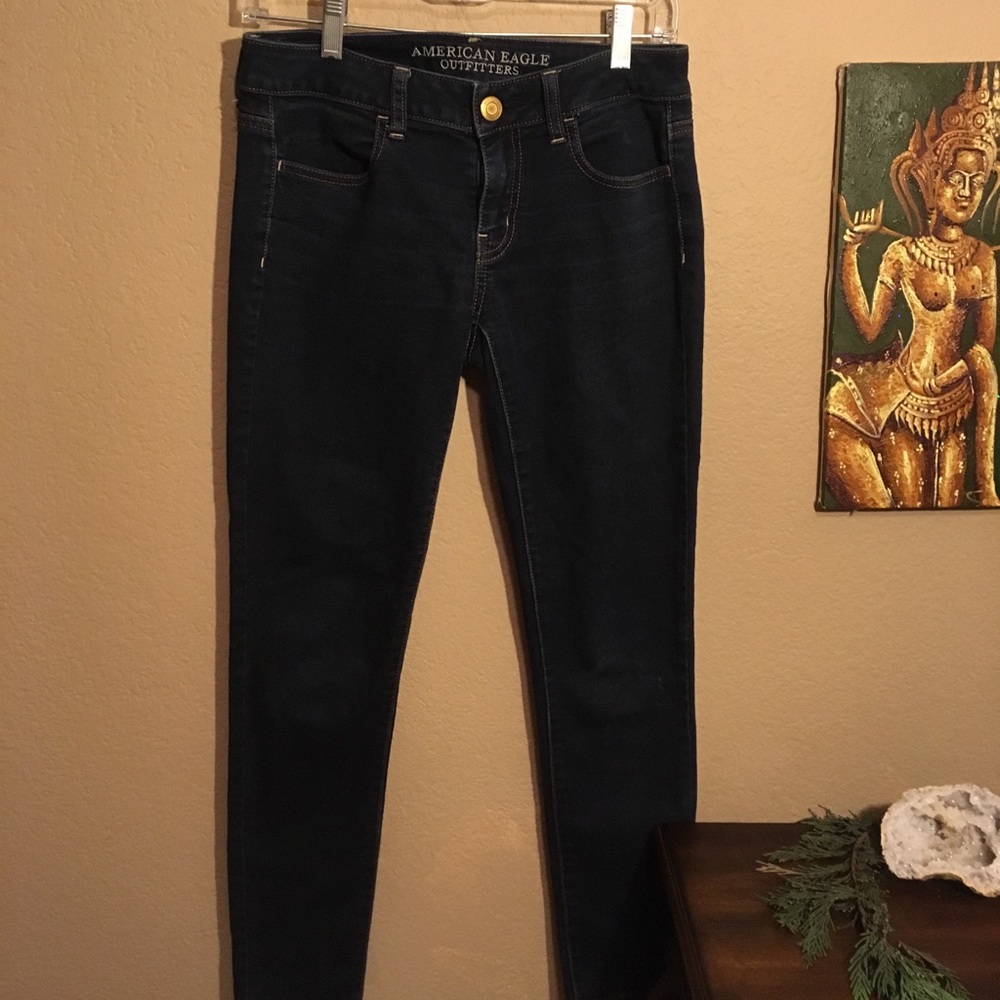 American Eagle: Super Stretch Jeans size 4